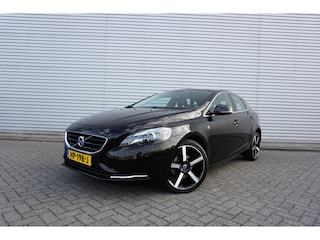 Volvo V40 2.0 D2 Ocean Race Business Airco / Navi / Camera / Leder / Cruise / Stoelverw. / Parkeers.