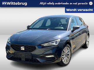 Seat Leon 1.4 TSI eHybrid PHEV FR / LED / Navigatie / Camera / Stuur & Stoelverwarming / Keyless / 17" LMV