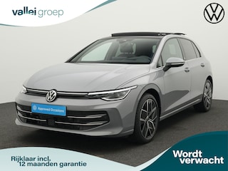 Volkswagen Golf 1.5 eTSI 150 pk DSG Style Edition 50 | IQ Light | Panoramadak | Rondomzicht camera | Head-up Display | Stoel-/stuurverwarming | 18 inch
