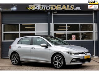 Volkswagen Golf 1.5 eTSI Style PANO ELECTRISCHE STOELEN NL AUTO
