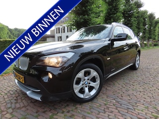 BMW X1 sDrive18i Executive Automaat Ecc Cruisecontrol Sportinterieur Pdc LM Vegen Trekhaak