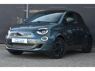 Fiat 500 Giorgio Armani Edition 42 kWh 3 Fase | Vol-Leder | Panoramadak | Stoelverwarming | Dodehoek-Detectie | Achteruitrijcamera | Full-LED | Adaptive Cruise | !!