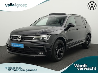 Volkswagen Tiguan 1.5 TSI 150 pk DSG ACT Highline Business R | Panoramadak | Rondomzicht camera | Black Style | Trekhaak | Leder 'Vienna' | 19 inch