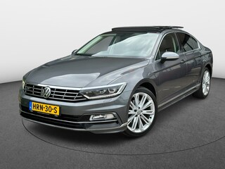 Volkswagen Passat 2.0 TDI Business Edition R l ACC l PANO l XENON