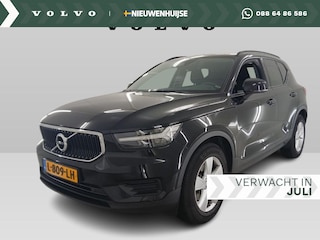 Volvo XC40 1.5 T2 Momentum Core | Camera | Parkeersensoren voor + Achter | Navigatie | On Call | Carplay |
