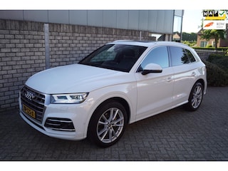 Audi Q5 45 TFSI Quattro S Edition Autom Panodak Luchtvering Leder Adaptieve Cruise Navi Camera Clima B&O 2x PDC LMV Trekh ENZ.