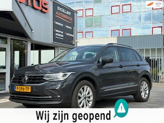 Volkswagen Tiguan 1.4 TSI eHybrid Business+