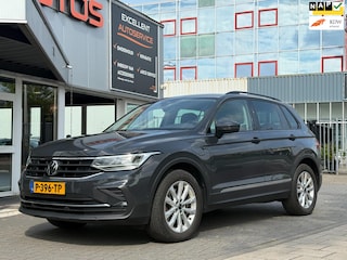 Volkswagen Tiguan 1.4 TSI eHybrid Business+