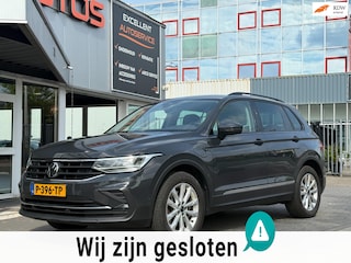 Volkswagen Tiguan 1.4 TSI eHybrid Business+