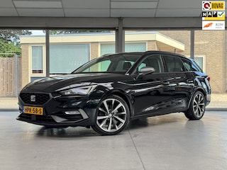 Seat Leon Sportstourer 1.5 eTSI FR |Led|Trekhaak|Stoelverwarming|Carplay|Navigatie|Stuurverwarming