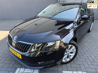 Skoda Octavia Combi 1.0 TSI Greentech Ambition Business*NAVI*CARPLAY*CRUISE*NAP*APK*PARK SENSOREN