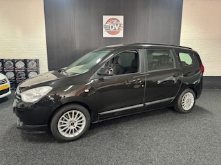 Dacia Lodgy 1.2 TCe Prestige 7p. NAV, CRUISE, 7 ZITS, TREKHAAK, PDC