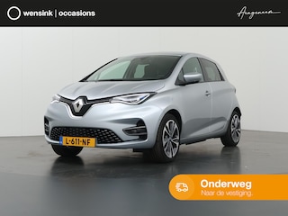 Renault Zoe R135 Intens 52 kWh (koopaccu) | Trekhaak | Bose | Stoelverwarming | Climate Control | Dodehoekdetectie |