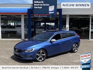 Volvo V60 2.0 T4 Business Sport R-Design / NL-Auto / 86.000 Km / Dealer-Onderhouden / 190 PK / Automaat / Vol-Leder / Schuif-Kanteldak / Keyless / Standkachel / Xenon / Radio-Bluetooth / Navi / Camera / Stoelverwarming / Cruise-Control / Climate-Control / ELKTR-Pakket / PDC / LMV 18'' / All-Season / ENZ.