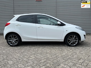 Mazda 2 1.3 Navigator GT 5drs Airco - 1e eigenaar - sensoren - aux - stoelverwarming - lm velgen - armsteun