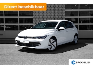 Volkswagen Golf Life Edition eHybrid | 'App-Connect' draadloze smartphone integratie | Achterbank in ongelijke delen neerklapbaar incl. middenarmsteun en doorlaadmogelijkheid | Achteruitrijcamera (Rear View)