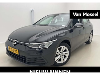 Volkswagen Golf 1.0 TSI Life | 110PK | Digital Cockpit | Keyless Start | Parkeersensoren | Navigatie | Airco | All Season Banden | LED