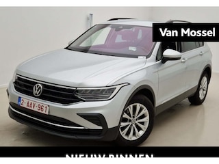 Volkswagen Tiguan 1.5 TSI Life | 130PK | Trekhaak | Keyless | Digital Cockpit PRO | Carplay | Parkeercamera | Stoelverwarming | Navigatie | Park Assist | Elektrische Kofferbak