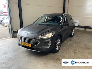 Ford Kuga 1.5 EcoBoost Titanium | Dealer Onderhouden! | 1e Eigenaar! | Trekhaak | Winter Pack | Navi | Elektrische Achterklep | Parkeersensoren V+A | Clima | Cruise | Keyless | Lichtmetalen Velgen