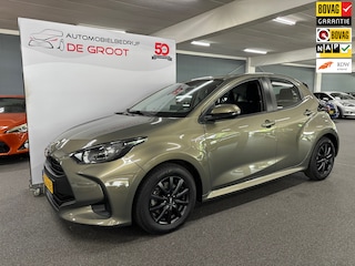 Toyota Yaris 1.5 Hybrid Active / NL-auto, Automaat, Cruise control, Radio, Airco, Camera