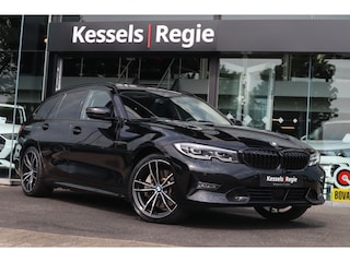 BMW 3-serie Touring 330e Sport Line Panoramadak Live Cockpit Navi ACC