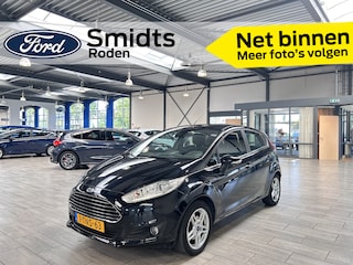 Ford Fiesta EcoBoost 100pk Titanium | 100% dealer onderhouden | Trekhaak | Voorruit verwarmd | Clima | Cruise |