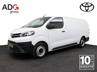 Toyota Proace 2.0 D-4D Live Long | Automaat | 145pk | Trekhaak | Laadvloer | Lat om Lat | 3-persoons |