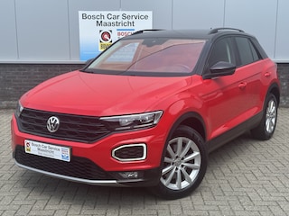 Volkswagen T-Roc 1.5 TSI Style | Carplay | Adaptive CC | Sport | Interesse, Proefrit? Bel of app met: 06-24 28 28 42
