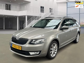 Skoda Octavia Combi 1.4 TSI|aut|pano|navi|halfleder|trekhaak|psensor|