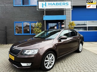 Skoda Octavia 1.2 TSI Greentech JOY Businessline 110PK|Origineel NL|Navigatie|Trekhaak|Climate|StoelVW|Bluetooth|Isofix|Start/Stop