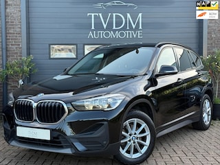 BMW X1 SDrive18i High Executive|NAVI|LEDER|HUD|CAMERA|STOELVERW