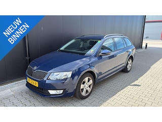 Skoda Octavia Combi 1.0 TSI Greentech Automaat Navi