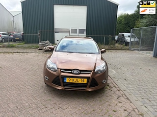 Ford Focus Wagon 1.0 EcoBoost Titanium nieuwe disb riem pdc elk ramen mistlamp voor cruise airco start/stop nette auto