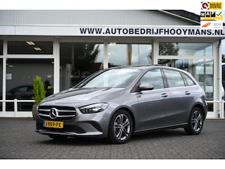 Mercedes-Benz B-klasse 180 PANORAMADAK MEMORY TREKHAAK PREMIUM PLUS