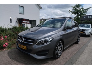 Mercedes-Benz B-klasse 180 Aut|PANORAMADAK|TREKHAAK|CAMERA|SFEERVERLICHTING|NAVIGATIE|GOED ONDERHOUDEN