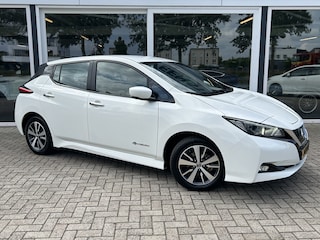 Nissan Leaf Acenta 40 kWh 50% deal 5.475,- ACTIE Navi / Camera / Telefoon / cruise / Clima