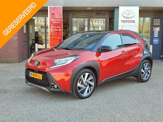 Toyota Aygo ENVY JBL-AUDIO CLIMA CAMERA NAVI AD-CRUISE APPLE/ANDROID 18'' LM-VELGEN LED NL-AUTO