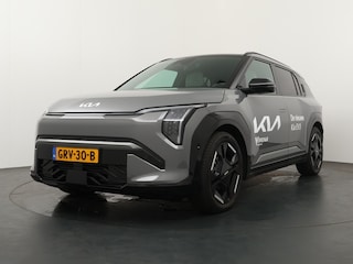 Kia EV3 GT-PlusLine 81.4 kWh - DEMO - Draadloze Apple CarPlay / Android Auto - Stoel en stuurwiel verwarming - Panoramadak - Harman Kardon Audio - Dodehoek assistent - Fabrieksgarantie tot 11-2031