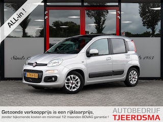 Fiat Panda 0.9 TwinAir Lounge | Schuif/ Kantel Panoramadak | Airco | Parkeersensoren | Origineel Nederlands | 2e Eigenaars Voertuig | Metallic Lak | Privacy Glas | 4 Seizoensbanden | Lichtmetalen Velgen 14'' | Mistlampen | Bluetooth |