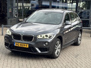 BMW X1 sDrive20i Automaat/Panoramadak/Cruise/Leder