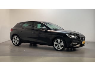 Seat Leon 1.0 TSI FR Launch Edition LED Sfeerverlichting Navigatie Parkeersensoren DAB+