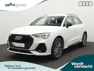 Audi Q3 35 TFSI 150 pk S-tronic S-Line | Leder/alcantara | Navigatie | Stoelverwarming | Parkeersensoren voor/achter