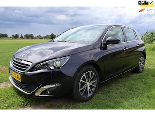 Peugeot 308 1.2 e-THP Allure|Automaat|Trekhaak|BTW-auto|Parkeercamera|Keyless|NL-Auto-NAP|Goed onderhouden