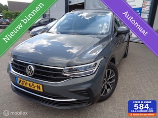 Volkswagen Tiguan 1.5 TSI Elegance/Airco/Navi/Pano/Virtual/Leer/Memory/Stoel stuur verw/Trekhaak/Lm velgen/1st eig/Slechts 36000km/Nieuwstaat