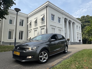 Volkswagen Polo 1.4-16V Highline, 5 DRS, CARPLAY, CAMERA