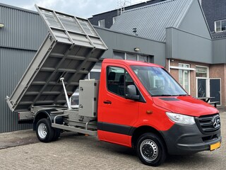 Mercedes-Benz Sprinter 514 2.2 CDI Kipper Airco Trekhaak 3500kg trekgewicht Telefoonverbinding 3-Persoons Gereedschapskist Kieper Open laadbak Bpm vrij voor particulier gebruik!!