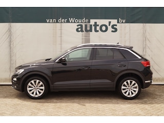 Volkswagen T-Roc 1.5 TSI 150pk DSG Style -NAVI-ECC-CAM-PDC-