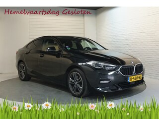 BMW 218i Automaat | Carplay | DAB+ | Sportpakket |