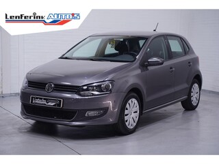 Volkswagen Polo 1.4-16V Highline navigatie PDC-achter Climacontrolle cruise-controle linker en rechter stoel in hoogte verstelbaar electr-pakket