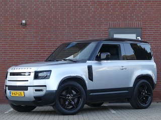Land Rover Defender 3.0 D200 90 MHEV Grijs kenteken Luchtvering/Trekhaak/LED